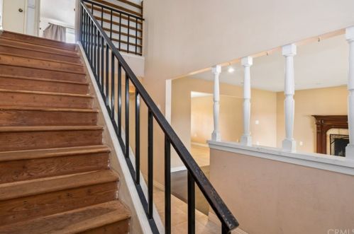 121 Barbara St, Anaheim CA  92806-3825 exterior