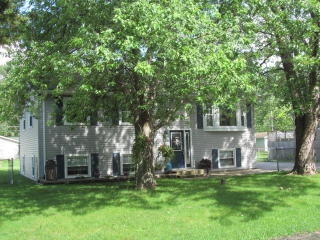 708 Sunset Ln, Joliet, IL 60404-9282