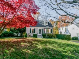 34 Wescott St, Riverside CT  06878-1407 exterior