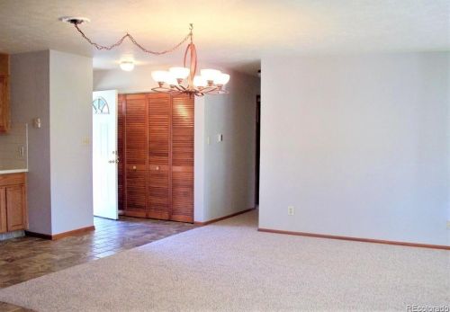 60 Greenwood Blvd, Denver, CO 80221-3634