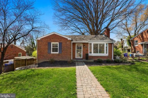 2412 Dennis Ave, Silver Spring, MD 20902-4974