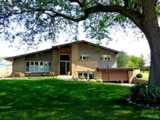 1231 Millbury Rd, Toledo, OH 43619-2653