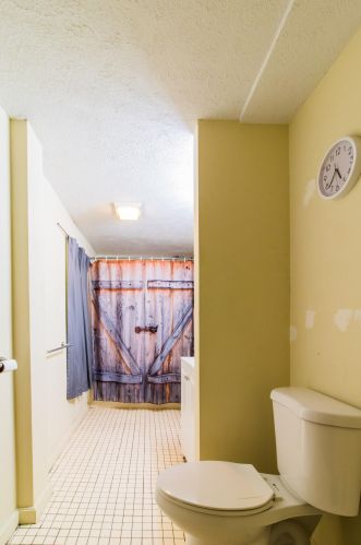 918 Empire Rd, Poland ME  04274-5606 exterior