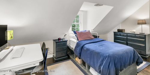 174 White St, Tinton Falls NJ exterior