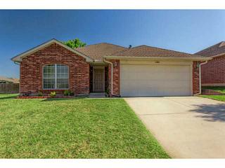 1301 Northern Hills Ln, Norman, OK 73071-3881