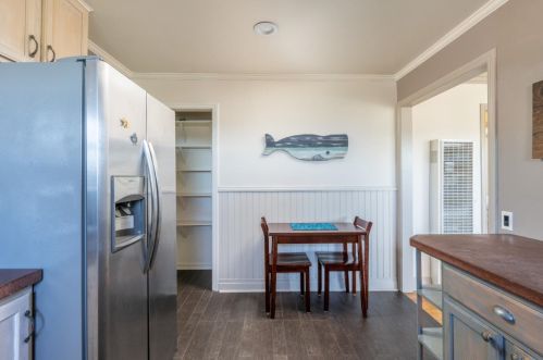 1466 Darwin St, Seaside CA  93955-5017 exterior