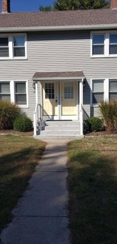 85 Bowling Ln, Westerly, RI 02808-1101