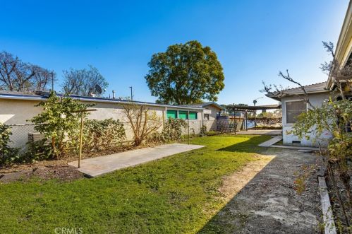 1102 West St, Anaheim CA  92801-2901 exterior