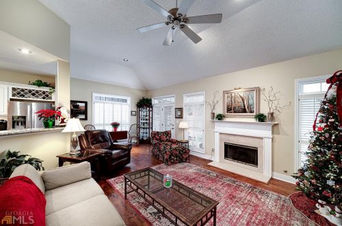 142 Wexford Ct, Stockbridge GA  30281-6306 exterior