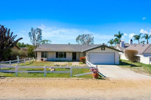 3040 Hillside Ave, Norco, CA 92860-2137