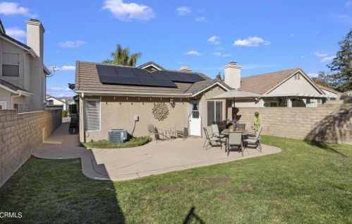 3072 Lamplighter St, Simi Valley CA  93065-5287 exterior