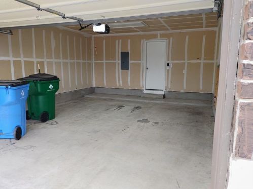 12220 Walter Vaughn Dr, Webberville TX  78653-4687 exterior