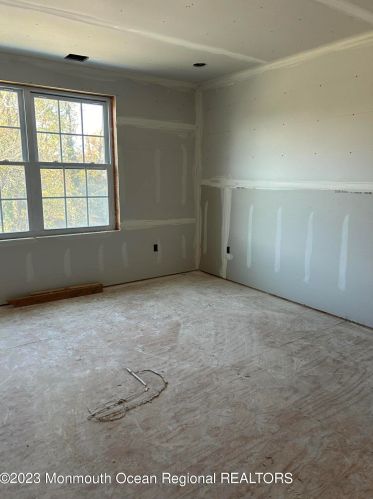 713 Asbury Ave, Tinton Falls NJ 07712-6103 exterior