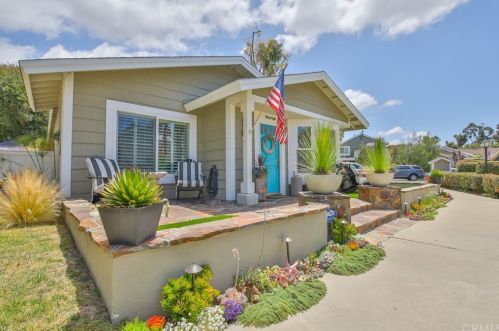 38 Racing Wind, Irvine, CA 92614-7435