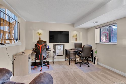 18149 Asbury Dr, Aurora CO 80227-2306 exterior