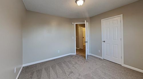 5920 Colonnade Dr, Rex GA 30273-5014 exterior