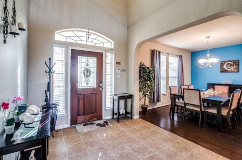 2402 Winter Trl Dr, Conroe TX  77304-2160 exterior