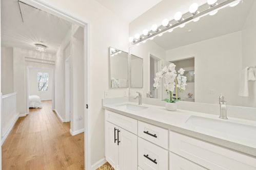 1906 Timberwood, Irvine CA  92620-0286 exterior