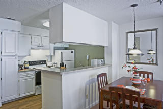 9890 Washingtonian Blvd, Gaithersburg MD  20878-5329 exterior