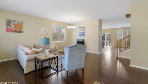 624 Canterbury Ln, Pingree Grove IL  60140-9192 exterior