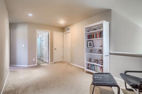 26840 Roxbury Pl, Denver CO  80016-7527 exterior