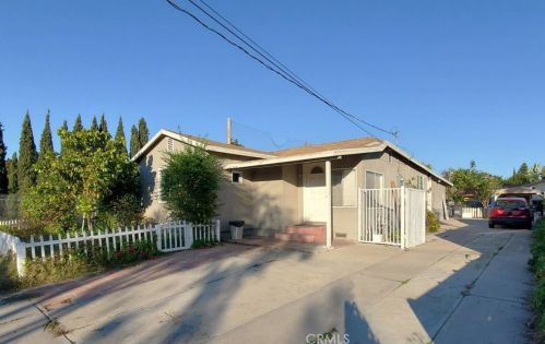 605 Jackson St, Santa Ana, CA 92703-2754