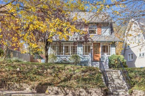 84 Laurel Ave, Bloomfield, NJ 07003-2214