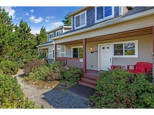 174 Division St, Manzanita, OR 97130-9017