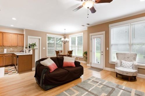 1920 Felker Ward St, Atlanta GA  30318-1811 exterior