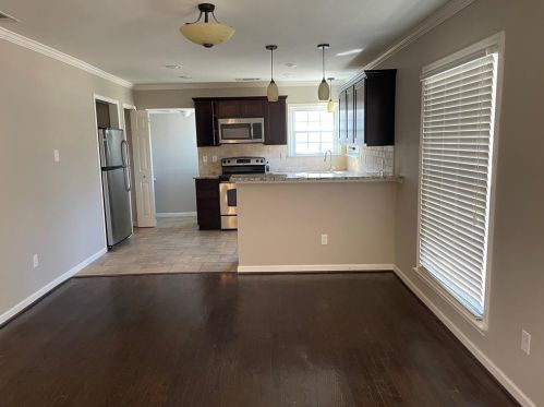 8918 Forest Hills Blvd, Dallas TX  75218-4001 exterior