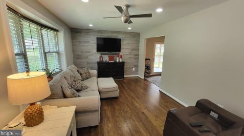 7008 Vancouver Rd, Springfield VA  22152-3350 exterior