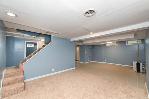 1050 Elda Ln, Cincinnati OH 45224-2705 exterior