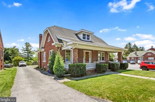 4116 Market St, York, PA 17408-5934