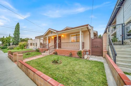 809 Lomita Ave, Glendale CA  91205-1617 exterior