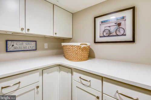 36 Whittier Pkwy, Severna Park MD 21146-3051 exterior