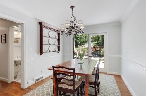 719 Forrest Trl, Atlanta GA  exterior