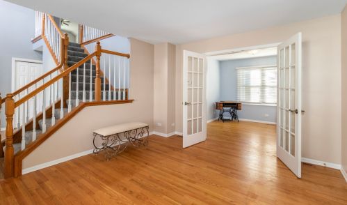 4747 Snapjack Cir, Naperville, IL 60564-5383