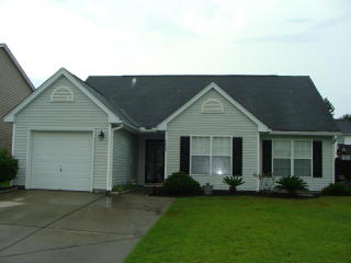 1425 Pinethicket Dr, Summerville, SC 29483-8661