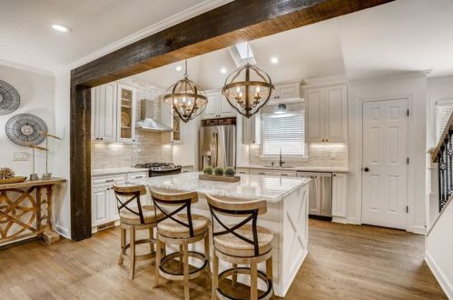 290 Halah Cir, Atlanta GA  30328-5241 exterior