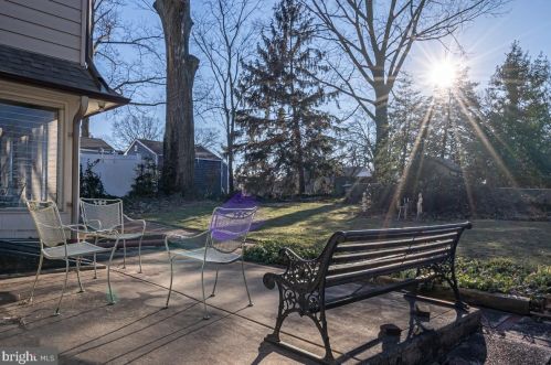 456 Gladstone Ave, Tavistock NJ 08033-4005 exterior