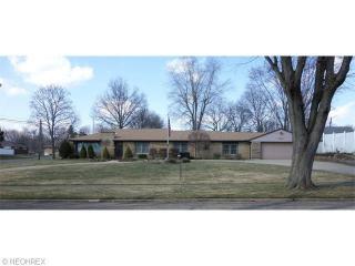 1010 Stuart St, Massillon, OH 44646-2206