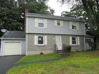 784 Cooke St, Waterbury, CT 06710-1112