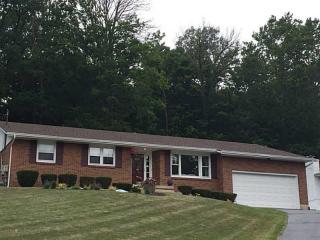 939 Spruce Dr, Springfield, OH 45504-4122