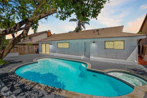 1820 Arlene Ave, Oxnard, CA 93036-2701