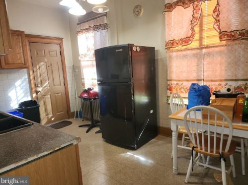 4937 11 St, Philadelphia PA 19112-1308 exterior