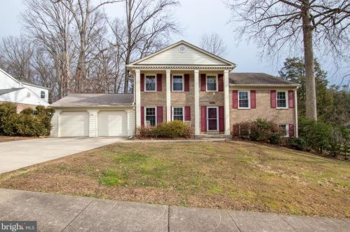 8706 Chippendale Ct, Annandale, VA 22003-3807