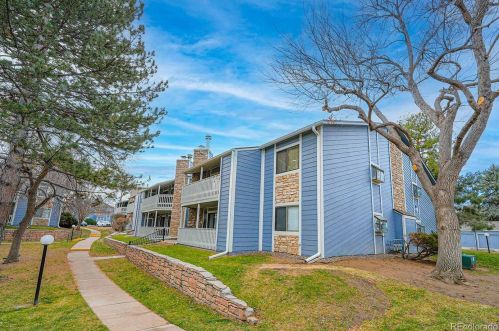 8335 Fairmount Dr, Denver CO  10102-1130 exterior