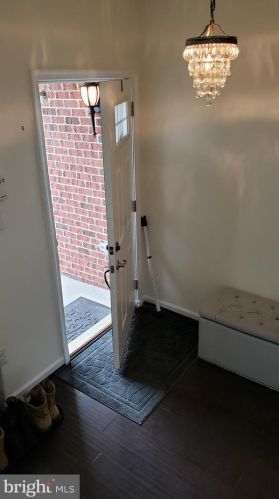 6 Sundance Dr, Trenton NJ 08619-3968 exterior