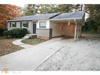 3235 Spg Dr, Atlanta GA  30360-2421 exterior
