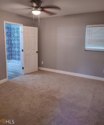 802 Mercury Dr, Atlanta GA  30331-0033 exterior